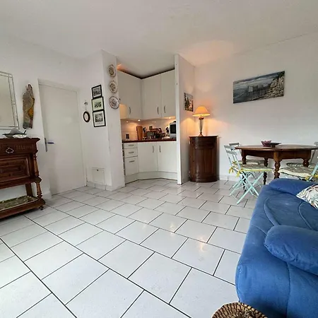 Apartamento Avec Terrasse En Bord De - Fr-1-494-172 Royan